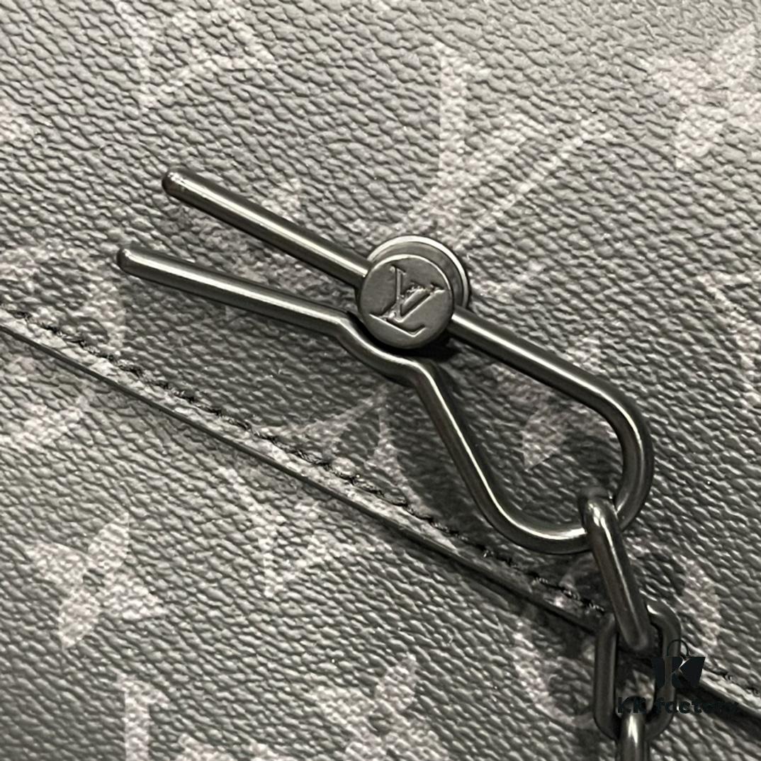 Upgraded M46795 M23742 Black Flower Embossed Latest Men's Steamer Messenger Bag