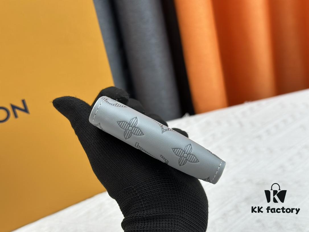 Wallet Original [Actual Item Photography, Own Background] M62901 Louis Vuitton Multiple Wallet in Black Monogram Shadow Calfskin