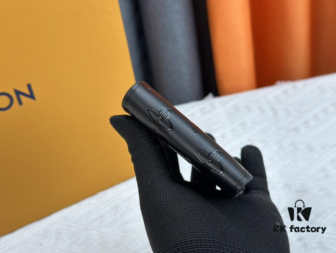 Wallet Original Version [Photographed with Own Background] M62901 Louis Vuitton Multiple Wallet in Black Monogram Shadow Calfskin Leather