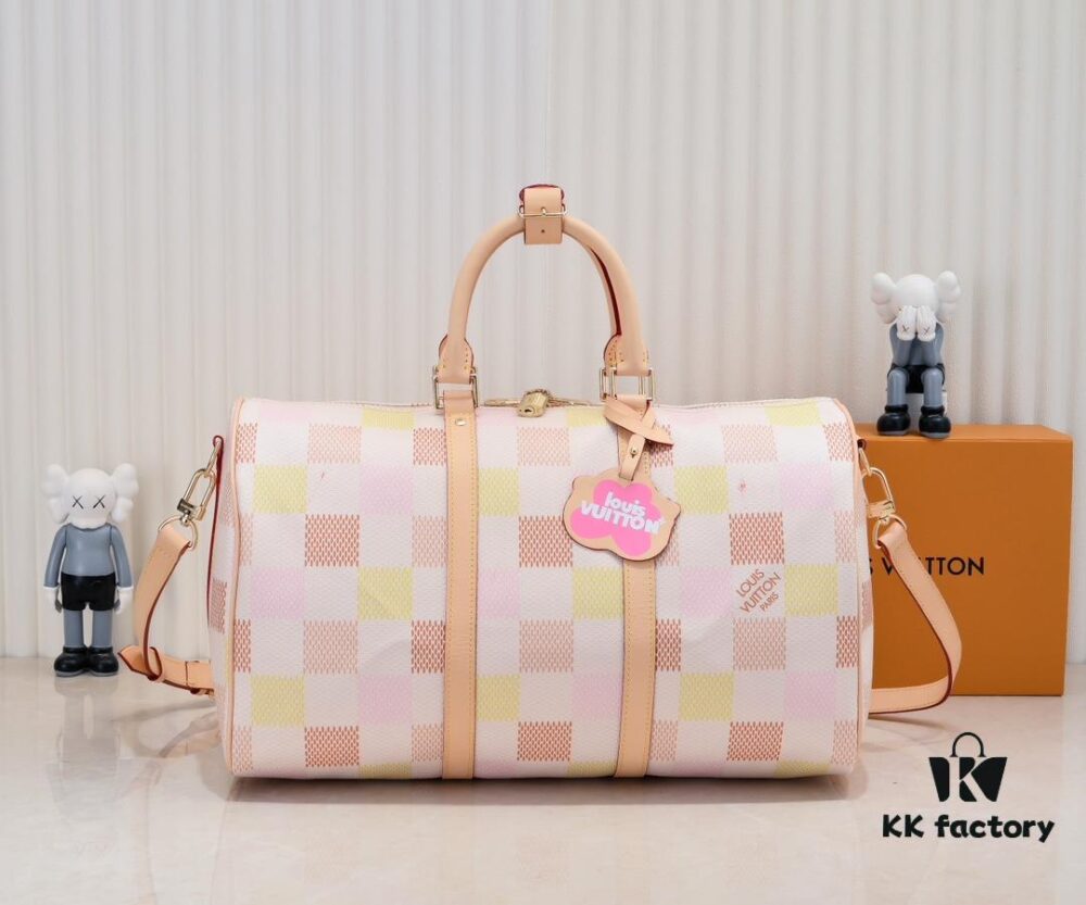 Keepall Bandoulière 50 in Damier Golf Coated Canvas – Green Check M40667 and Pink Check M40713