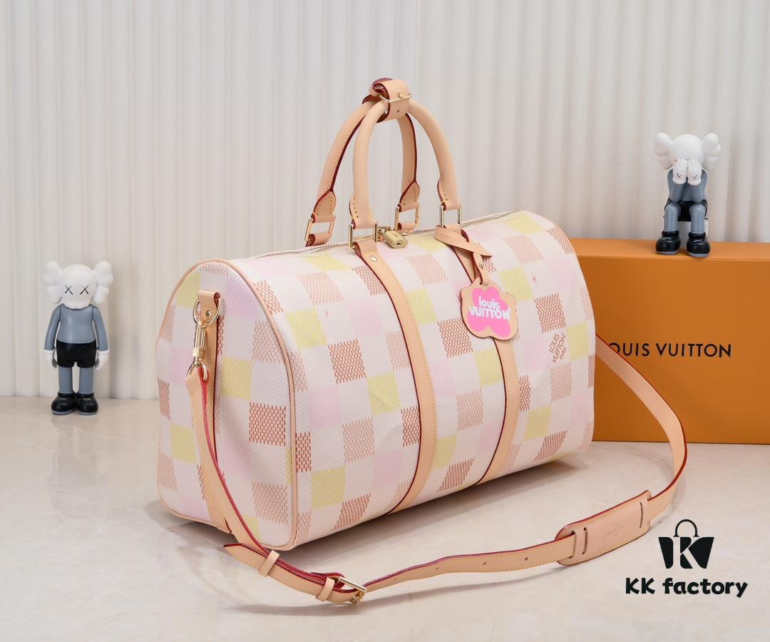 Keepall Bandoulière 50 in Damier Golf Coated Canvas – Green Check M40667 and Pink Check M40713