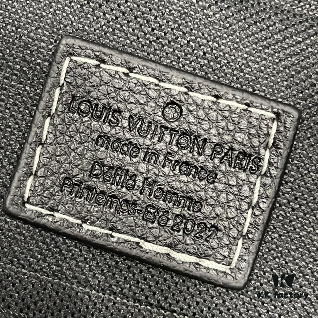 Upgraded M46340 69443 45320 2022 Official New Arrival 3D Printed Trio Messenger Bag Embracing the Trendy Charm of Damier Spray