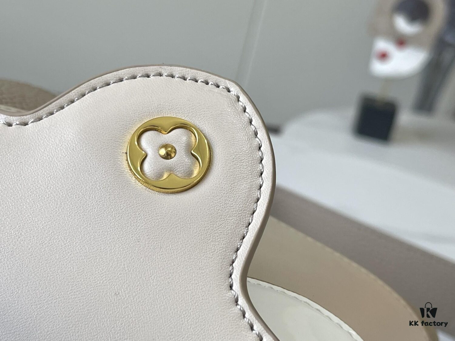 Upgraded M59863 Gray-Purple Three-Piece Gold-Tone Lock