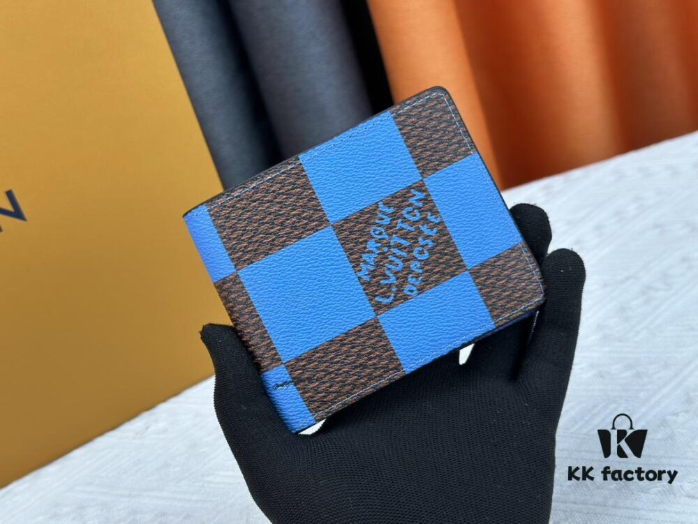 Wallet Model: M40452 Deep Blue Check Louis Vuitton Classic Brazza Wallet