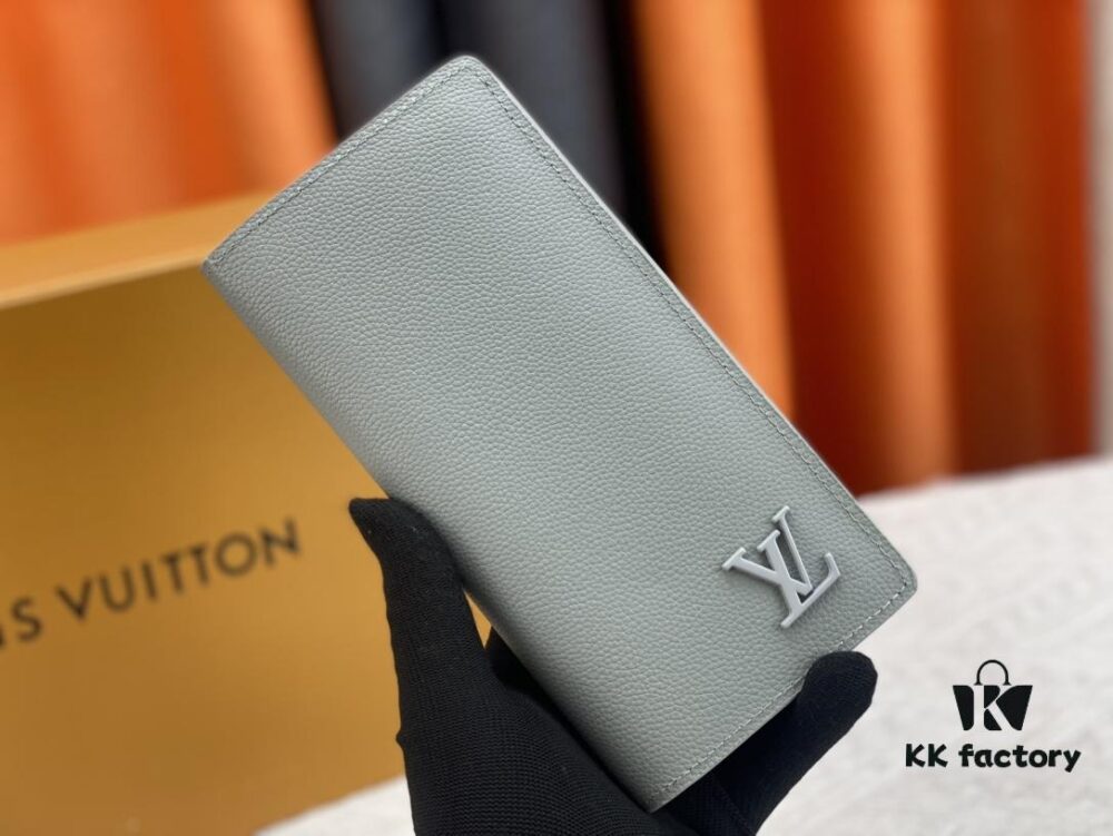 Wallet Model: N62665 Louis Vuitton Classic Brazza Wallet