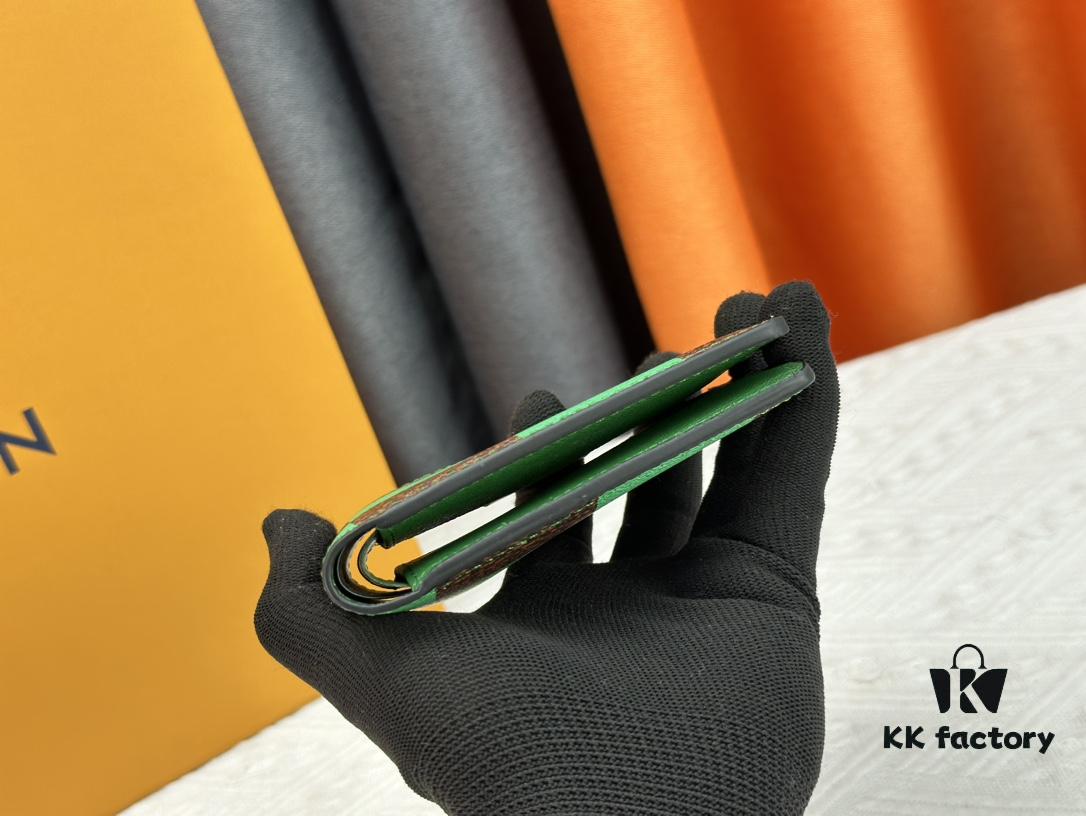 Wallet Model: M40452 Green Grid Louis Vuitton Classic Brazza Wallet