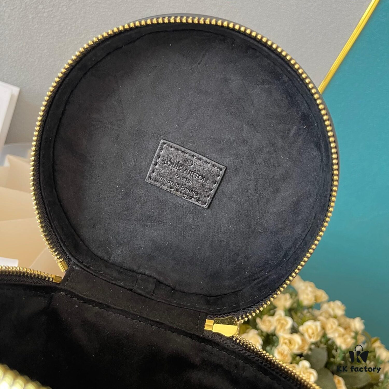 Upgraded Quality! M43986, 62788 Inspired by the Iconic LV Cannes Cosmetic Case