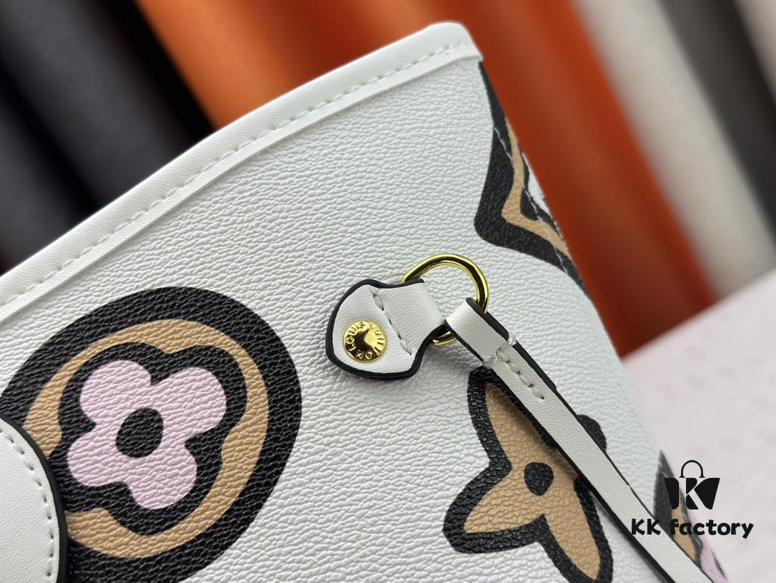 M40995 Medium Shopping Bag 💋💋 Louis Vuitton New Neverfull, A Fresh Reinterpretation of a Classic Handbag