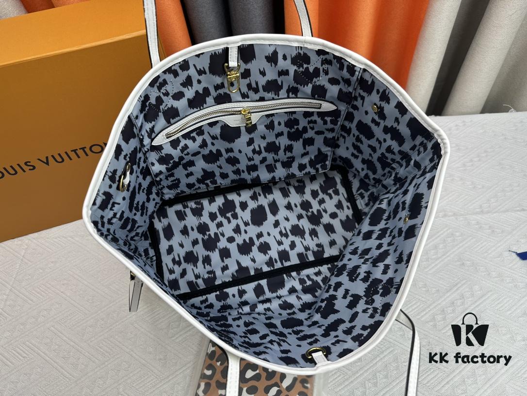 M40995 Medium Shopping Bag 💋💋 Louis Vuitton New Neverfull, A Fresh Reinterpretation of a Classic Handbag
