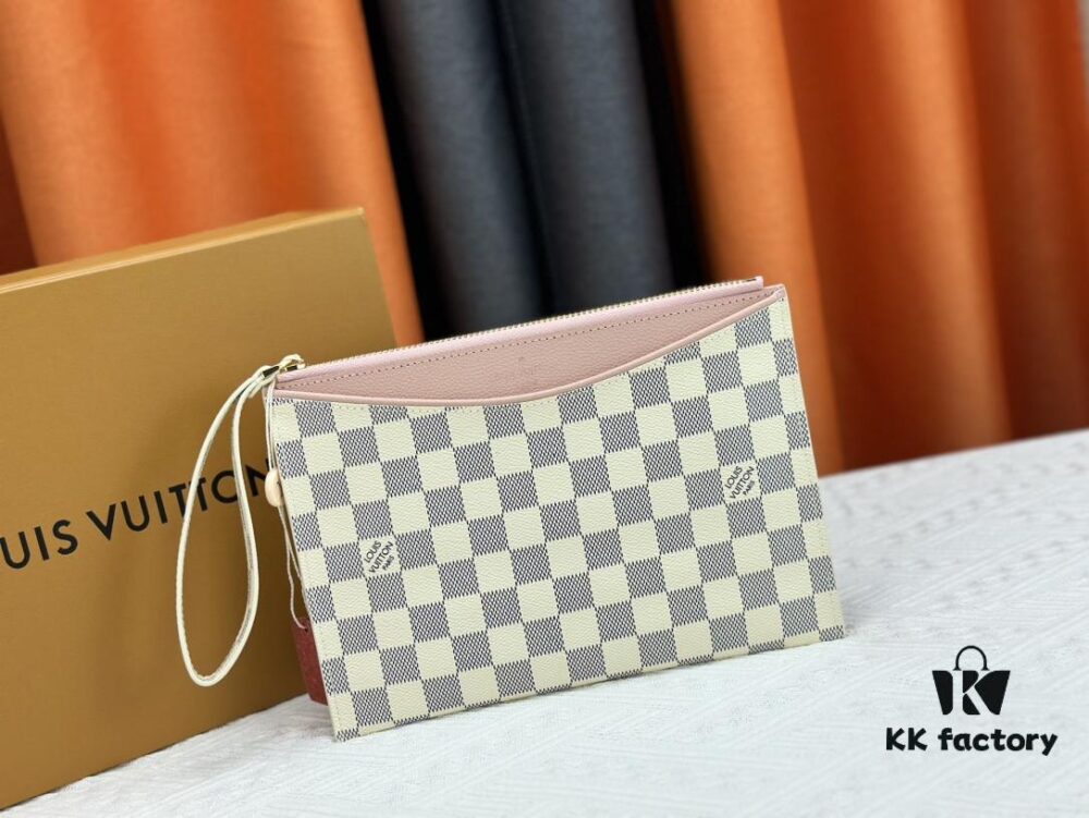 M60910, Real Item Photography, Exquisitely Crafted Pallas Handbag Combining Classic Monogram Canvas with Vibrant Colors for a Delightful Effect