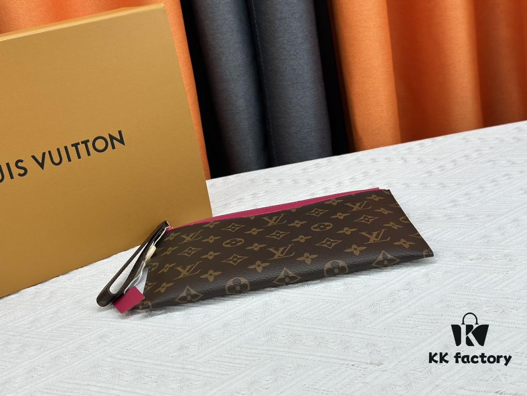 M60910, Real Item Photography, Exquisitely Crafted Pallas Handbag Combining Classic Monogram Canvas with Vibrant Colors for a Delightful Effect