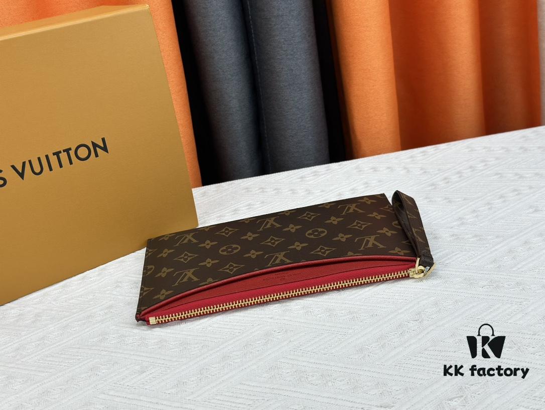 M60910, Real Item Photography, Exquisitely Crafted Pallas Handbag Combining Classic Monogram Canvas with Vibrant Colors for a Pleasing Effect