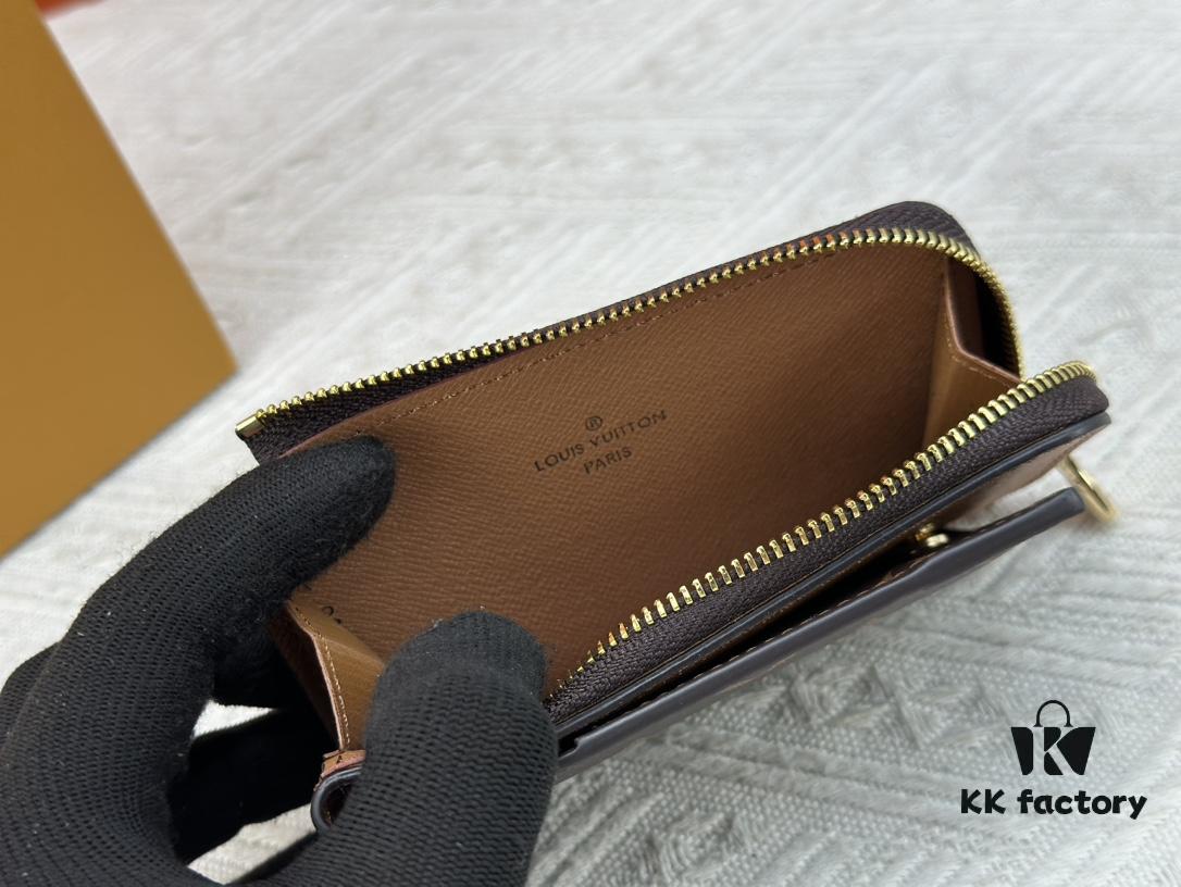 Top Original This New Hybrid Wallet is Made of Black Monogram Shadow Leather, Ingeniously Combining a Card Holder with Louis Vuitton's Best-Selling Multiple Wallet