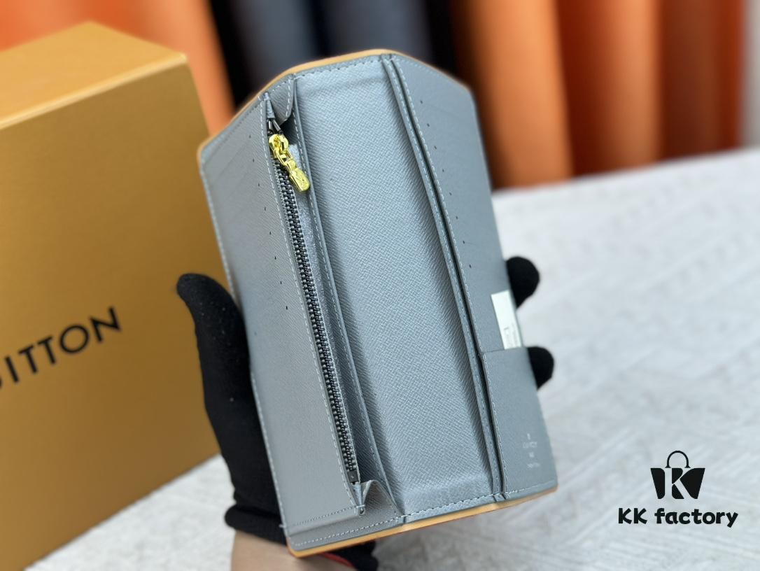 Wallet Model: N62665 M63236 Louis Vuitton Classic Brazza Wallet