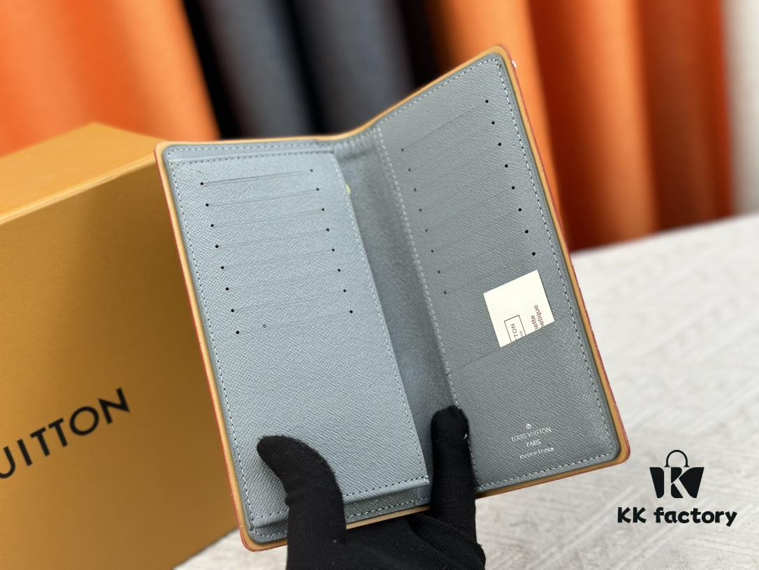 Wallet Model: N62665 M63236 Louis Vuitton Classic Brazza Wallet