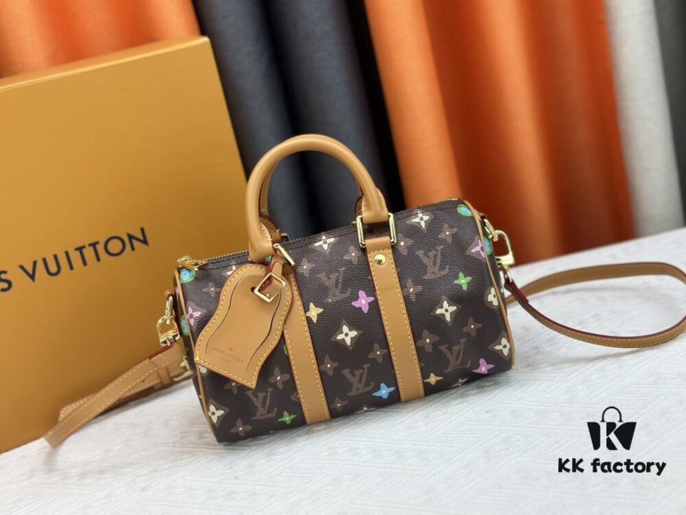 M24849 White Color Black Color Pillow Bag