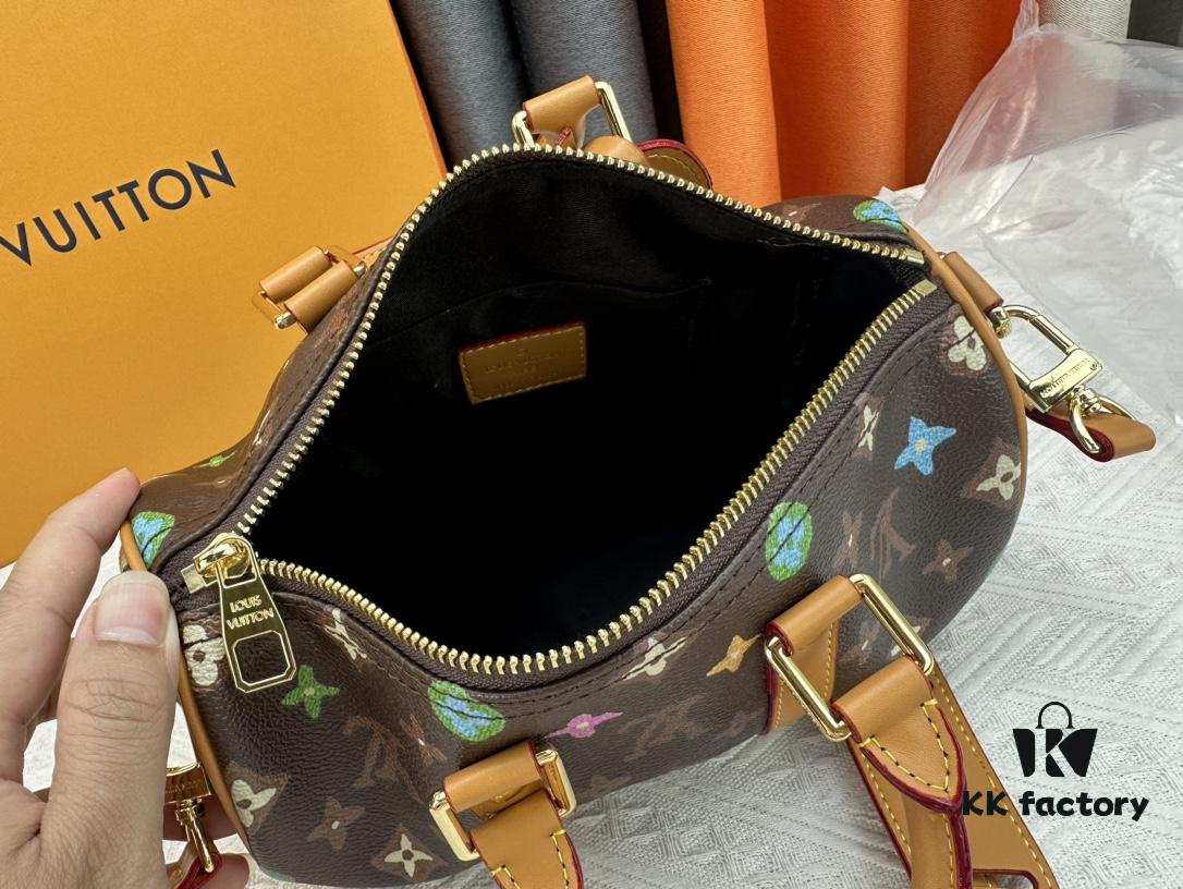 M24849 White Color Black Color Pillow Bag