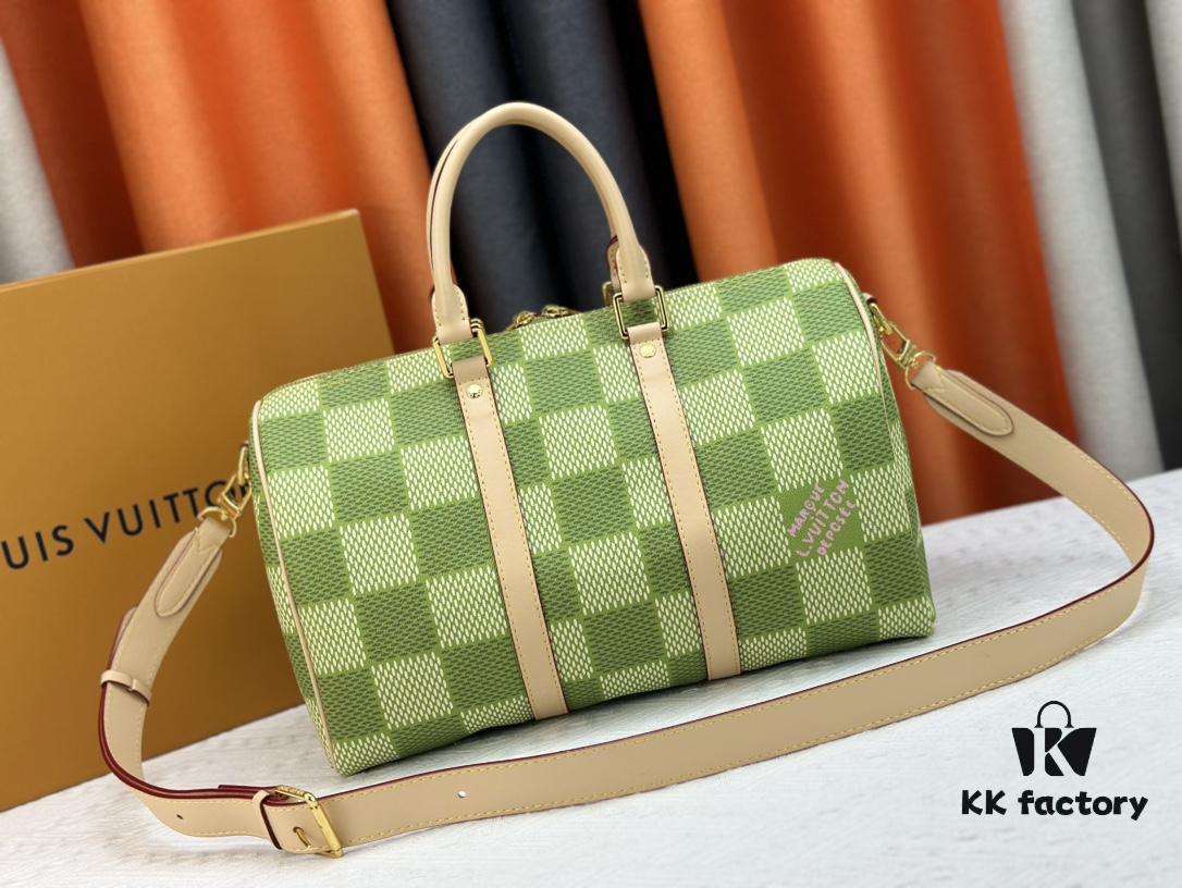 Model N40671 Green Tea Keepall Bandoulière 35 Bag