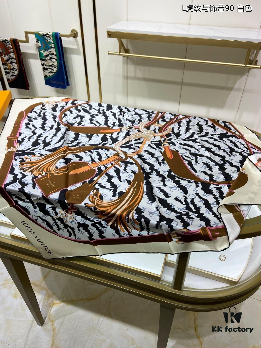 L Tiger Stripe and Trim 90 — Monogram Print on Premium Silk