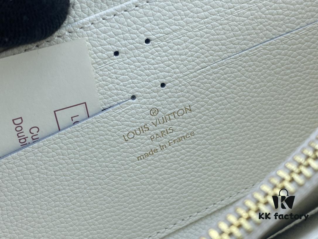 Top Original 💎 By The Pool Collection Zipped Wallet in Monogram Empreinte Leather