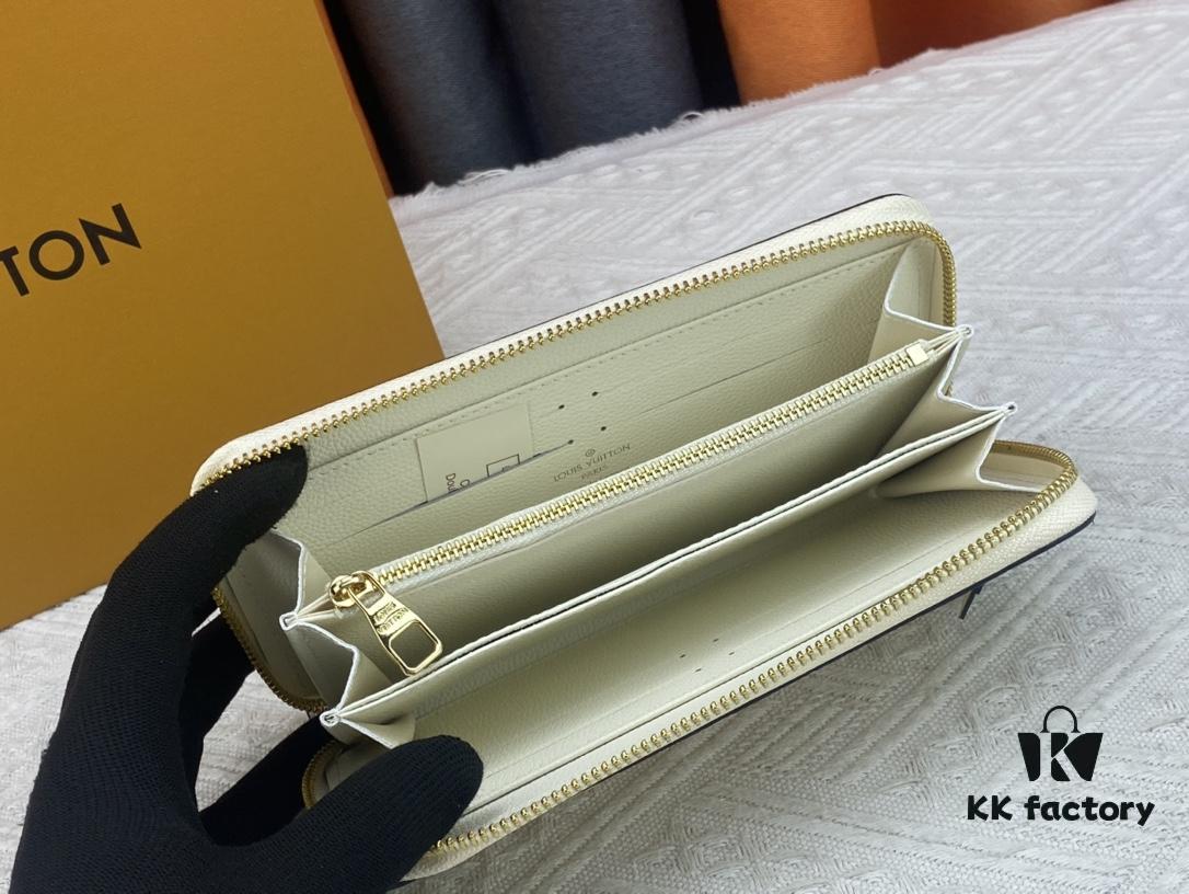 Top Original 💎 By The Pool Collection Zipped Wallet in Monogram Empreinte Leather