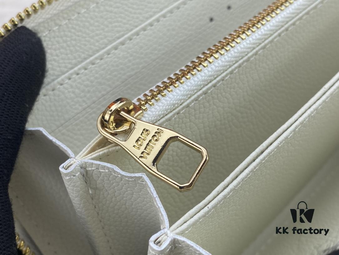 Top Original 💎 By The Pool Collection Zipped Wallet in Monogram Empreinte Leather