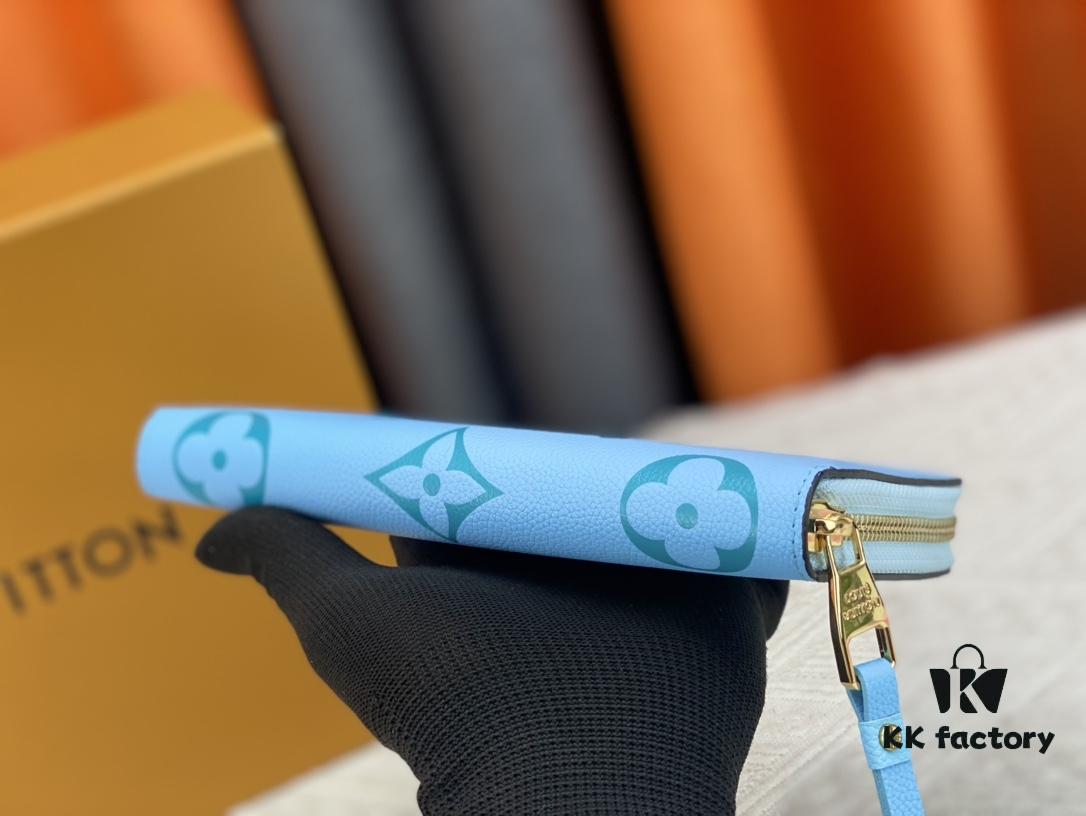 Top Original 💎 By The Pool Collection Zipped Wallet in Monogram Empreinte Leather