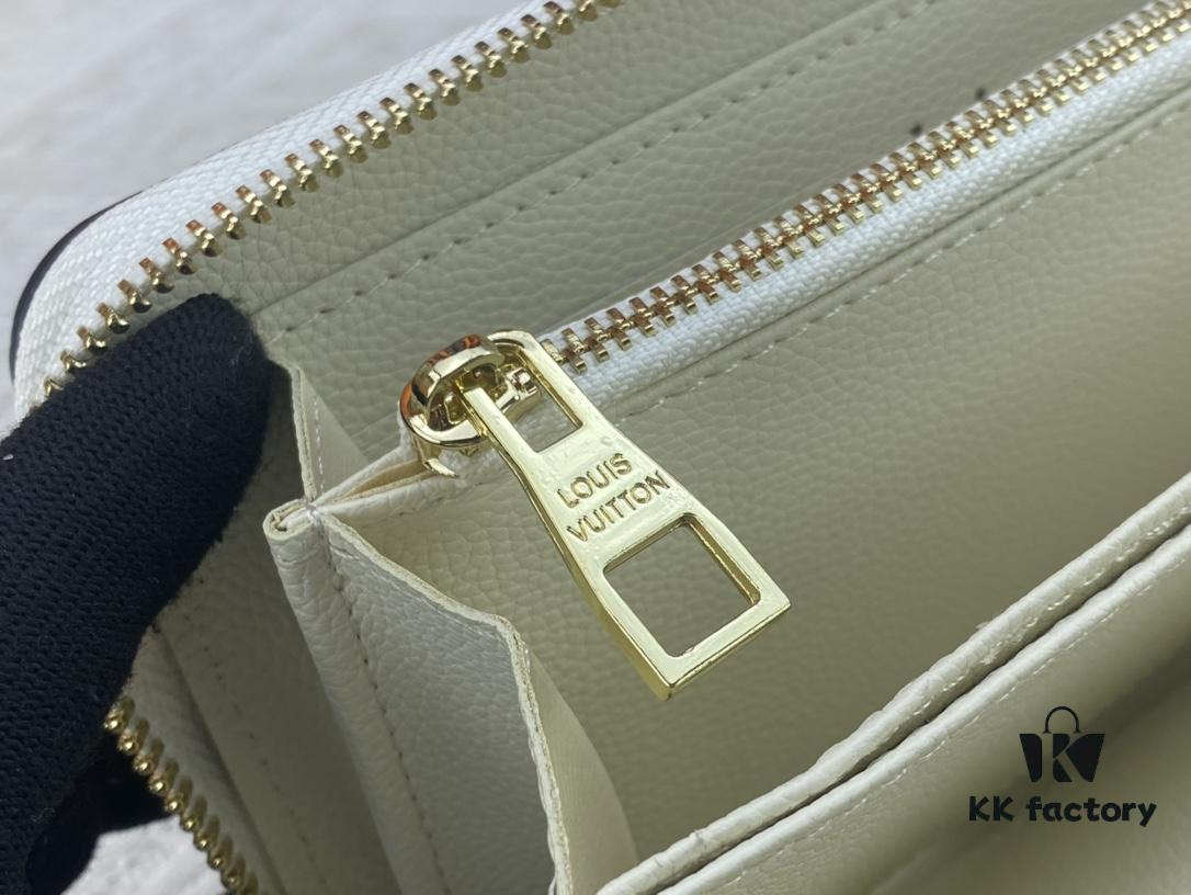 Top Original 💎 By The Pool Collection Zipped Wallet in Monogram Empreinte Leather