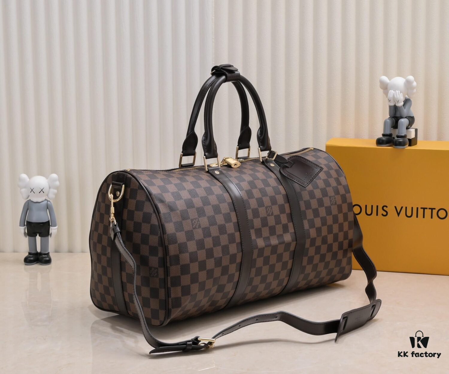 Exclusive Real Photo - Upgraded Version ‼️ Authentic Goods ‼️ Highly Acclaimed Keepall 455055 Travel Bag in 5 Colors (with Strap) Available in Three Sizes