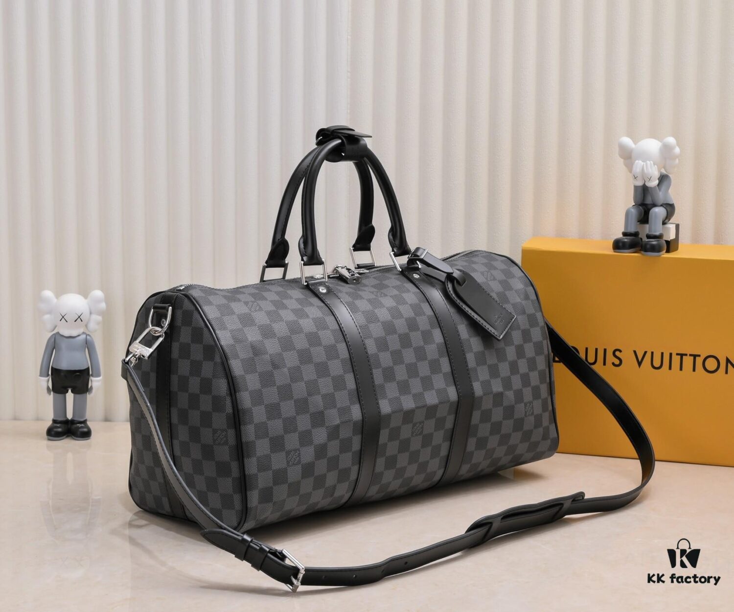 Exclusive Real Photo - Upgraded Version ‼️ Authentic Product ‼️ Highly Acclaimed. Three Sizes Restocked, Universal Travel Bag! KEEPALL 455055 Travel Bag in 5 Colors (with Shoulder Strap) 40568 41418M41416 M41414