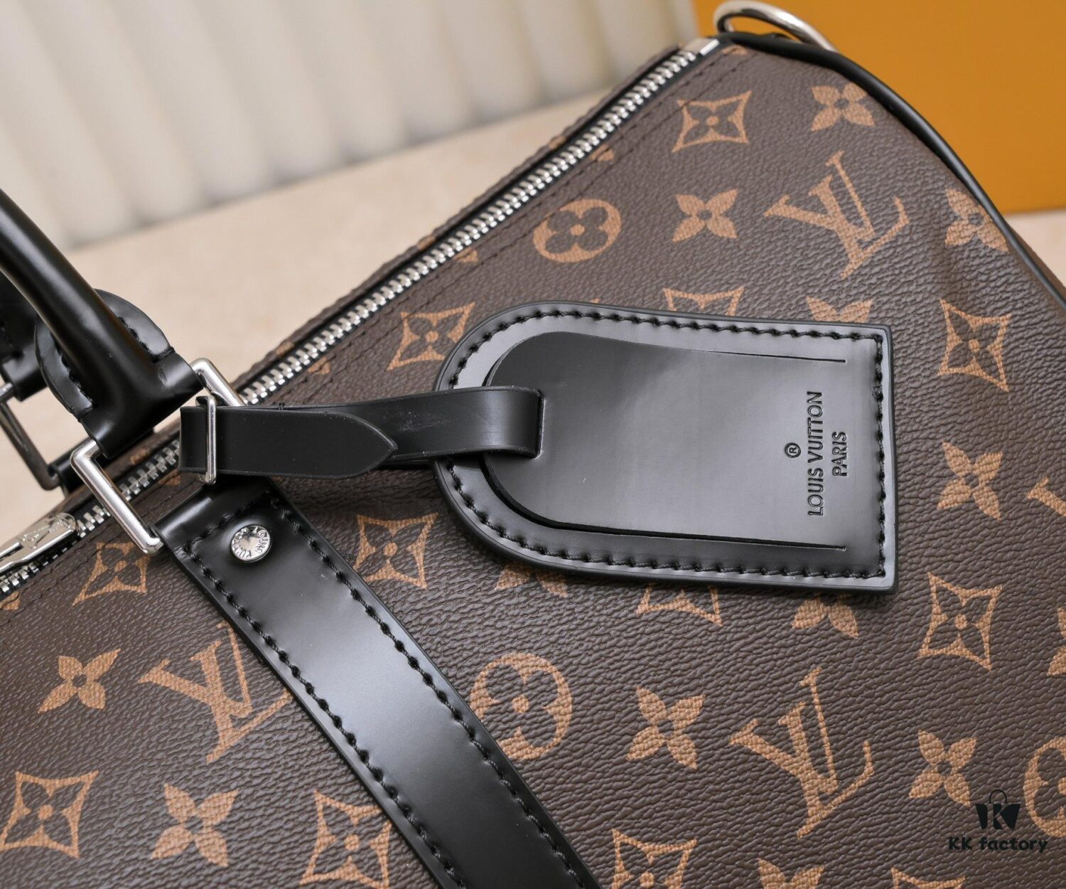 Exclusive Real Photo - Upgraded Version ‼️ Authentic Product ‼️ Highly Acclaimed Keepall 455055 Travel Bag in 5 Colors (with Strap) Available in Three Sizes