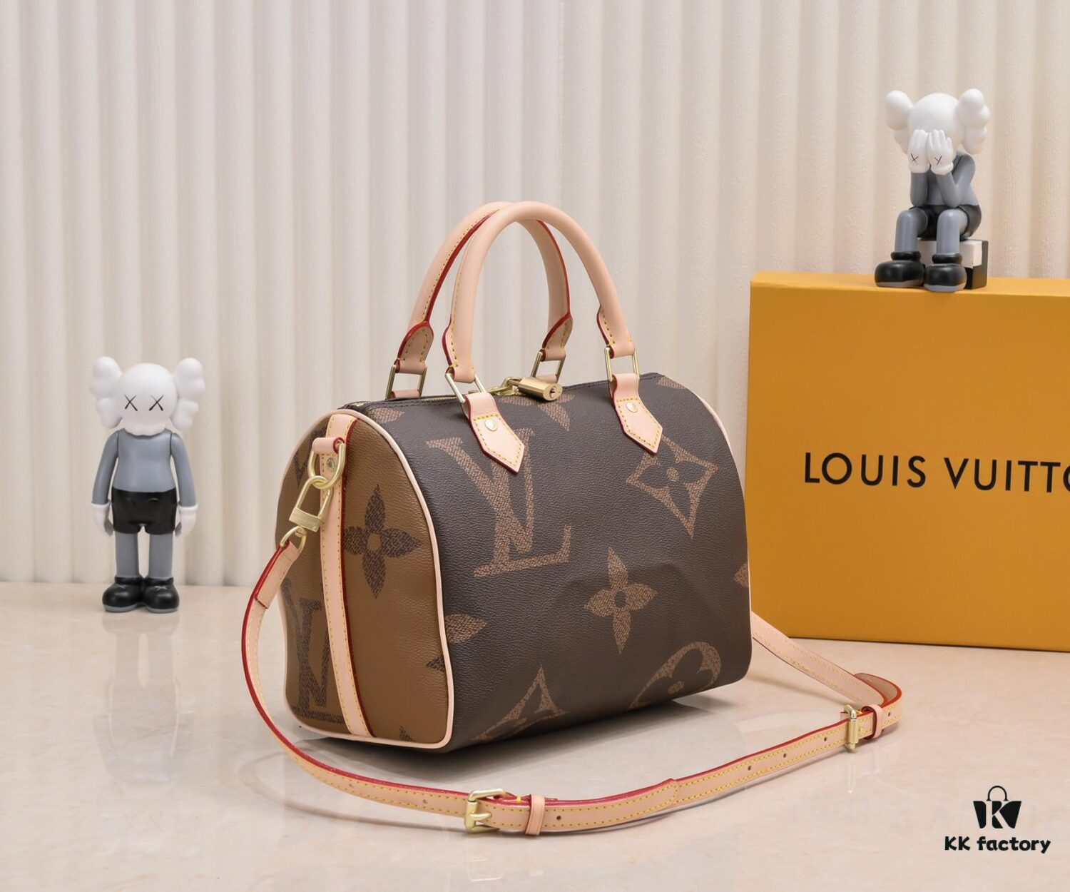 Upgraded Version [Speedy25] Handbag 2019 Runway Edition - Vintage Collection ~ M41113 (40390) Large Flower