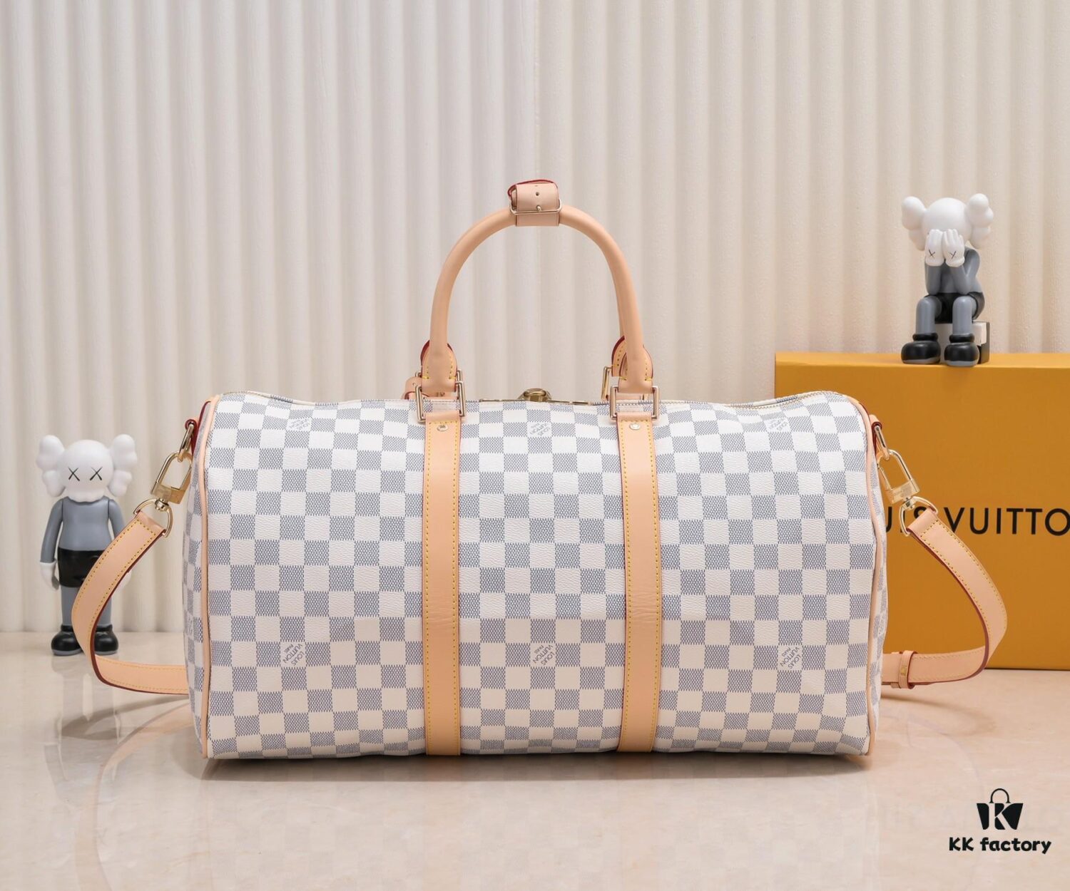 Exclusive Real Shot - Upgraded Version ‼️ Authentic Goods ‼️ Highly Acclaimed Keepall 455055 Travel Bag in 5 Colors (with Shoulder Strap) Available in Three Sizes