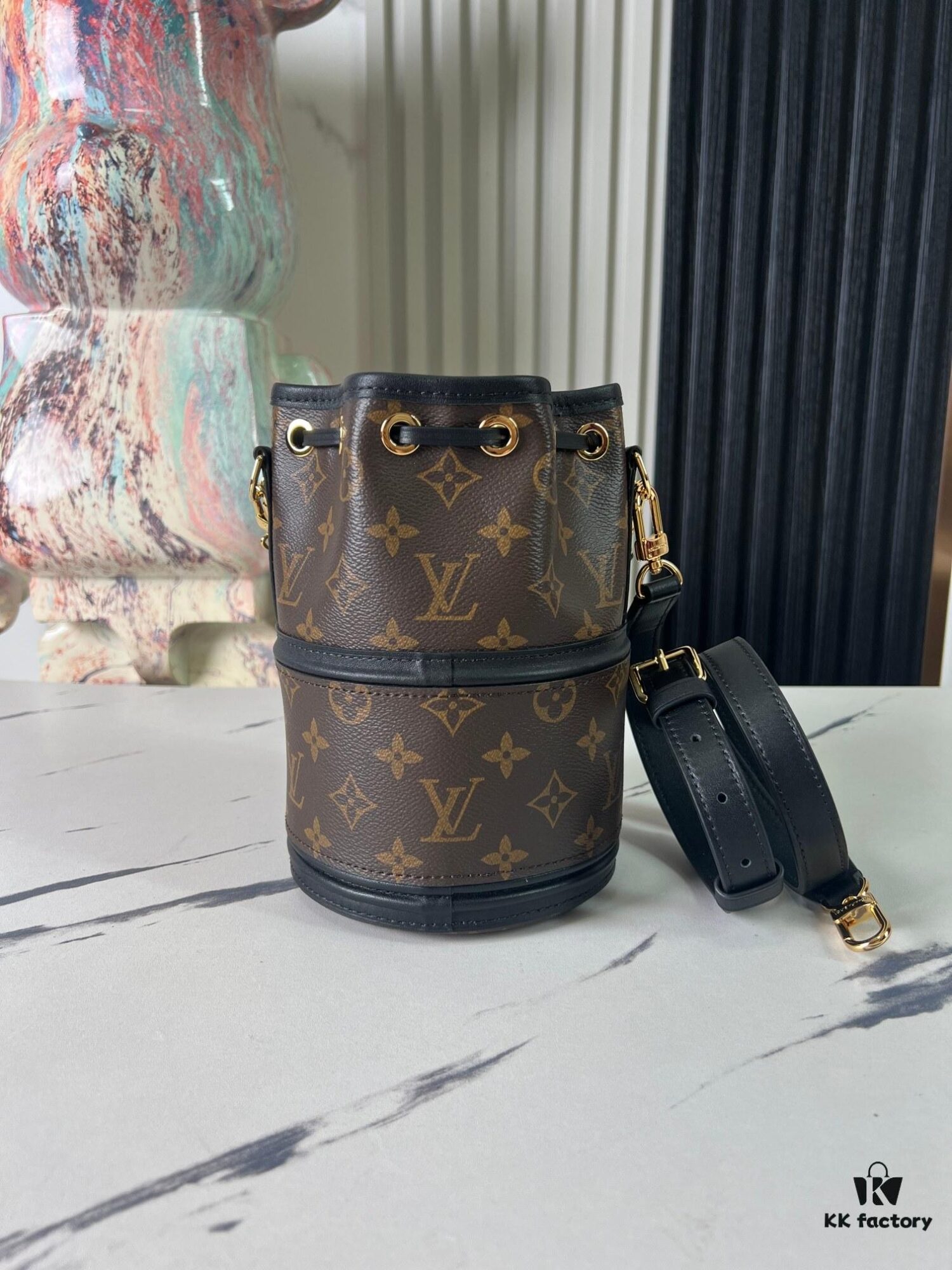 6930779b6e68136f4d9a67af Top Quality Original Order Exclusive Real Shot M83480 Monogram New Canoe Bag Bucket Bag with Chain