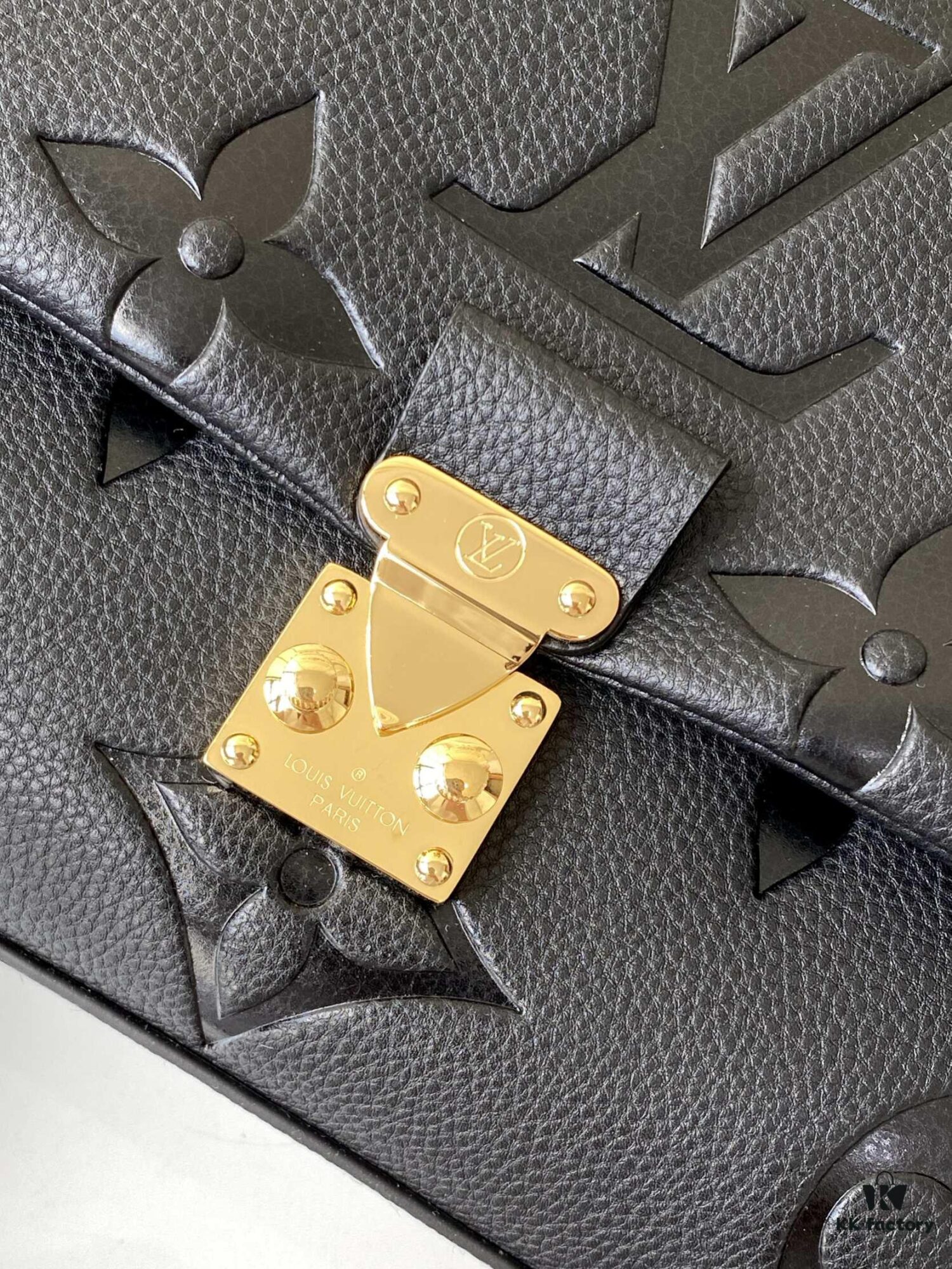 Price Adjustment [Haiyuan External Single Home Purchase] Large Size M45976 Black M46041 Apricot Print MADELEINE Louis Vuitton New Madeleine Medium Handbag in Monogram Empreinte Embossed Leather