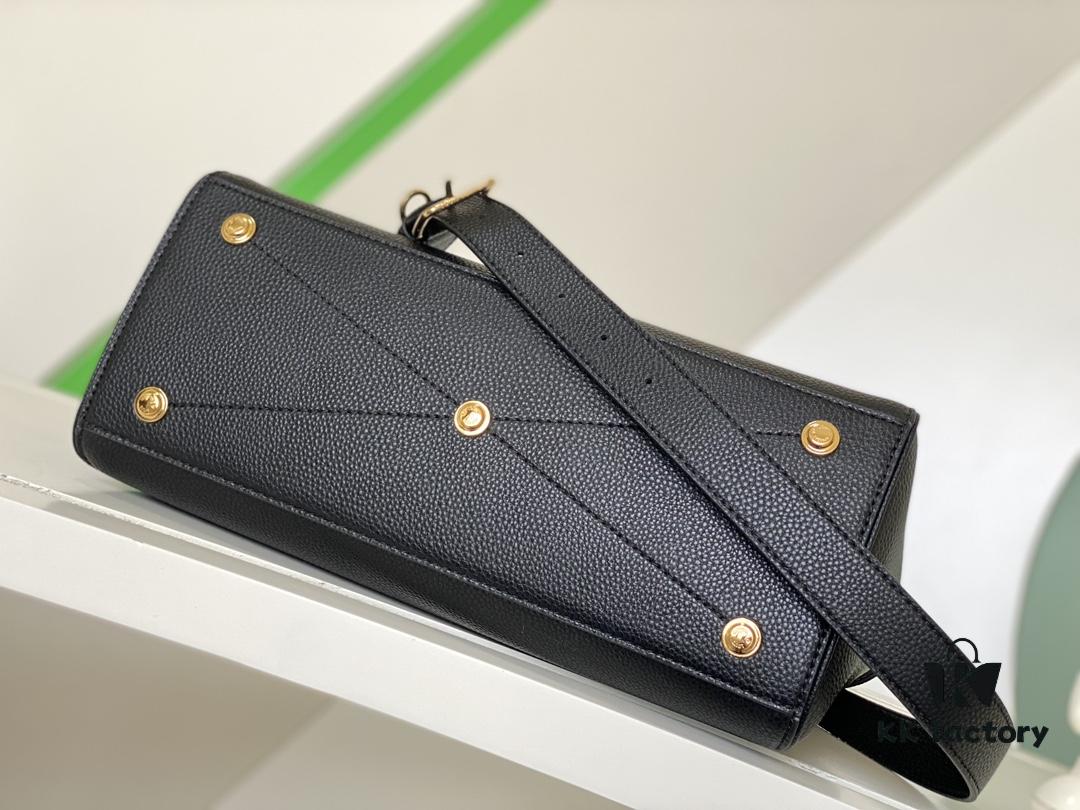 M22914 Black Lock It MM Bag in Refined Taurillon Leather with Gold-Tone Hardware