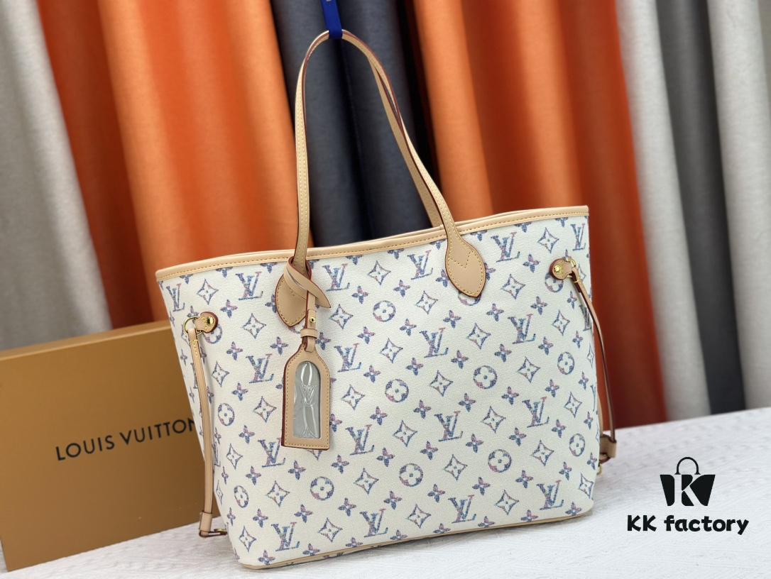 M40995 Medium Shopping Bag 💋💋 Louis Vuitton New Neverfull, A Fresh Reinterpretation of the Iconic Handbag