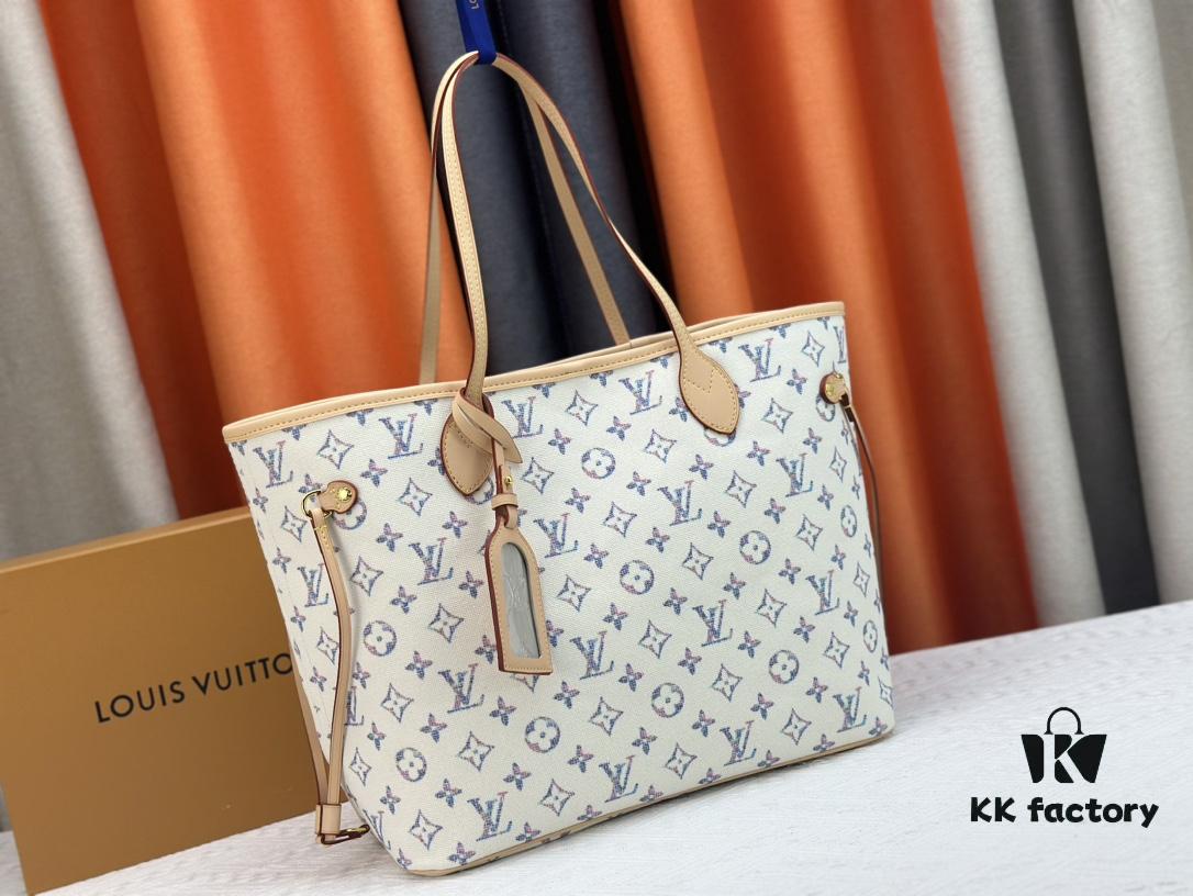 M40995 Medium Shopping Bag 💋💋 Louis Vuitton New Neverfull, A Fresh Reinterpretation of the Iconic Handbag