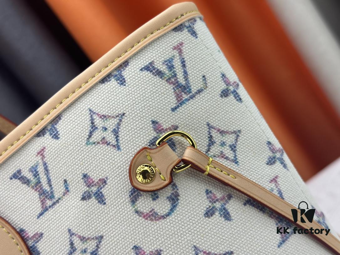 M40995 Medium Shopping Bag 💋💋 Louis Vuitton New Neverfull, A Fresh Reinterpretation of the Iconic Handbag