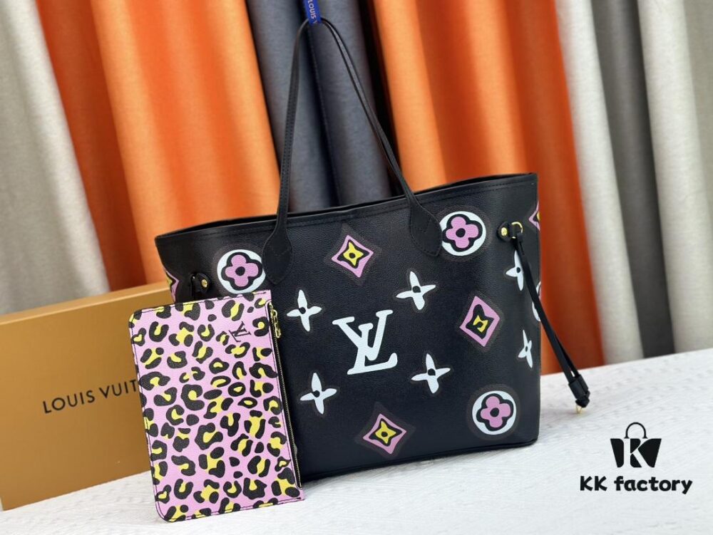 M40995 Medium Shopping Bag 💋💋 Louis Vuitton New Neverfull, A Fresh Reinterpretation of a Classic Handbag