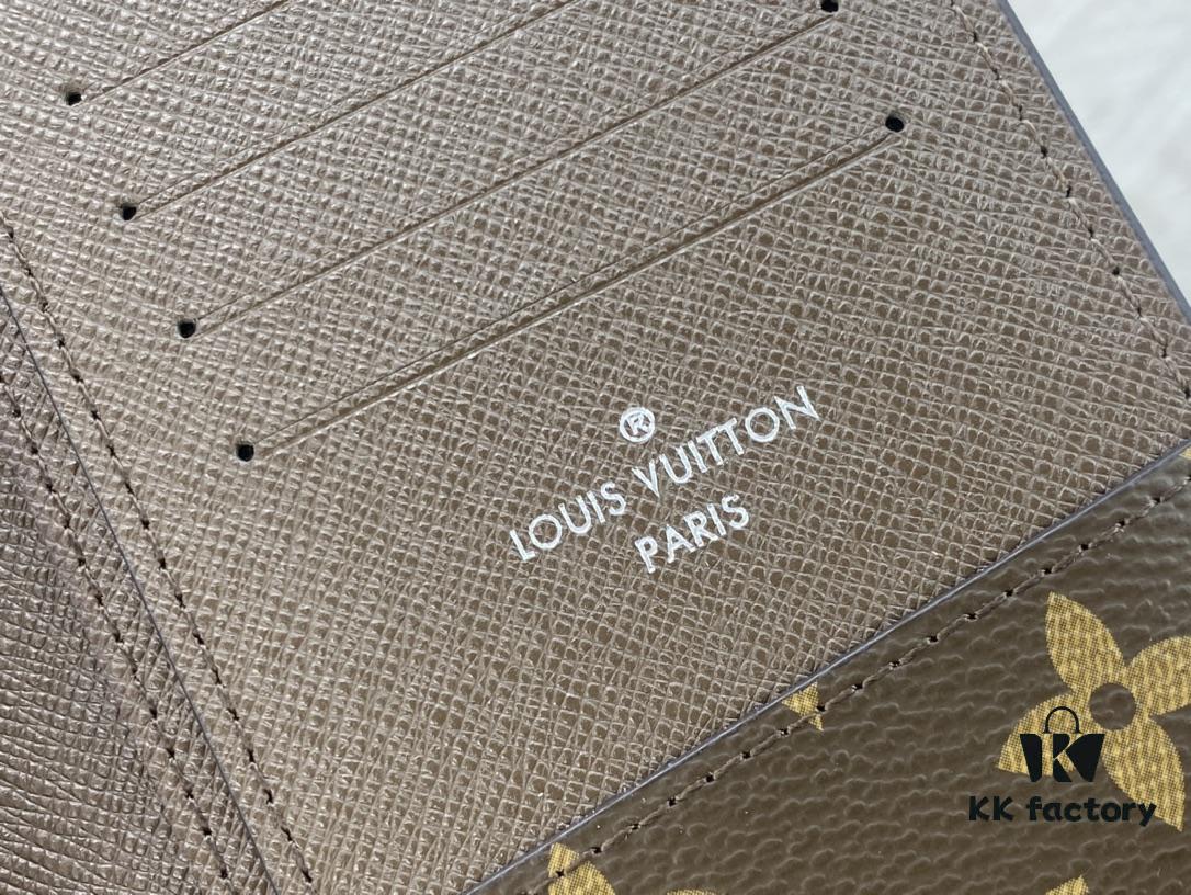 Wallet Model: N62665 Blue with Coffee-Colored Louis Vuitton Classic Brazza Wallet