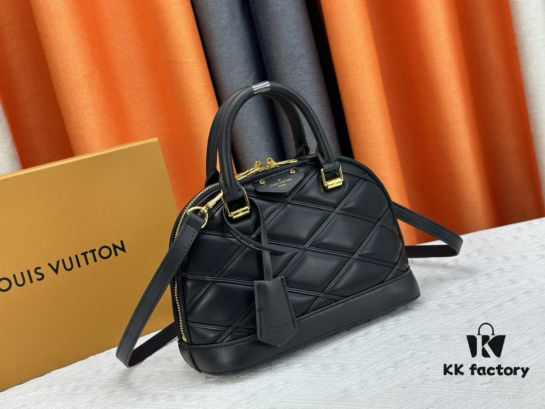 Model: M23666 Shell Bag 💋💋 This Alma BB Handbag Draws Inspiration from the Diamond-Quilted Lining of Louis Vuitton's Rigid Trunks