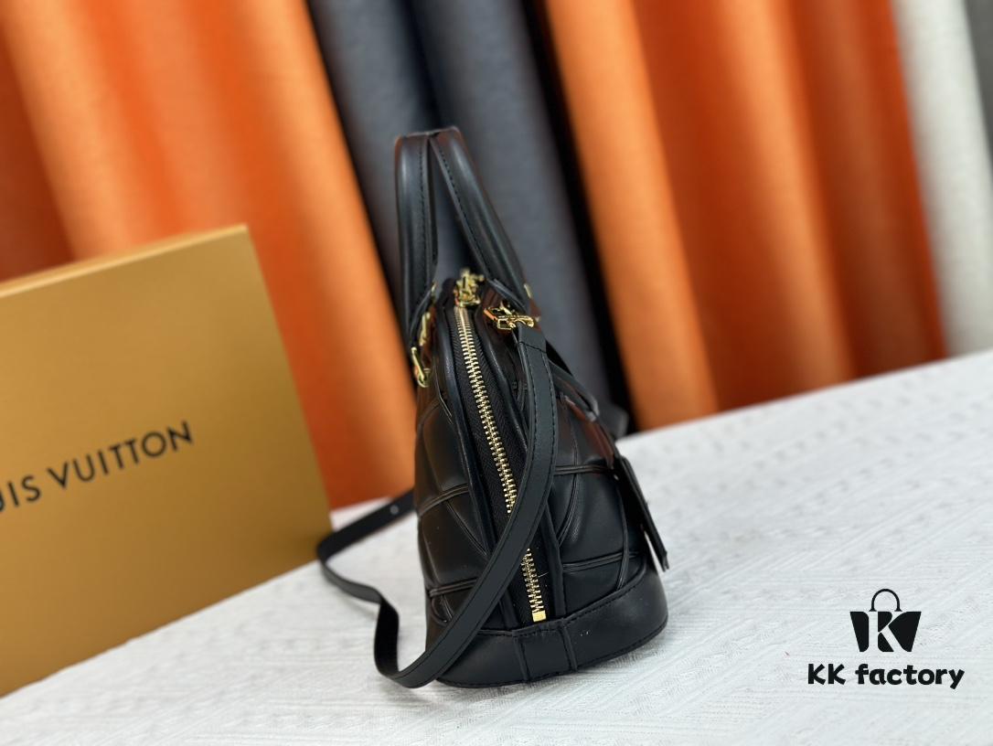 Model: M23666 Shell Bag 💋💋 This Alma BB Handbag Draws Inspiration from the Diamond-Quilted Lining of Louis Vuitton's Rigid Trunks