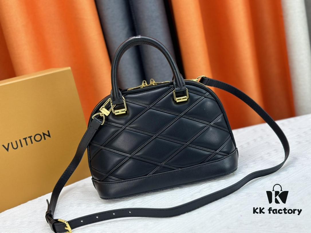 Model: M23666 Shell Bag 💋💋 This Alma BB Handbag Draws Inspiration from the Diamond-Quilted Lining of Louis Vuitton's Rigid Trunks