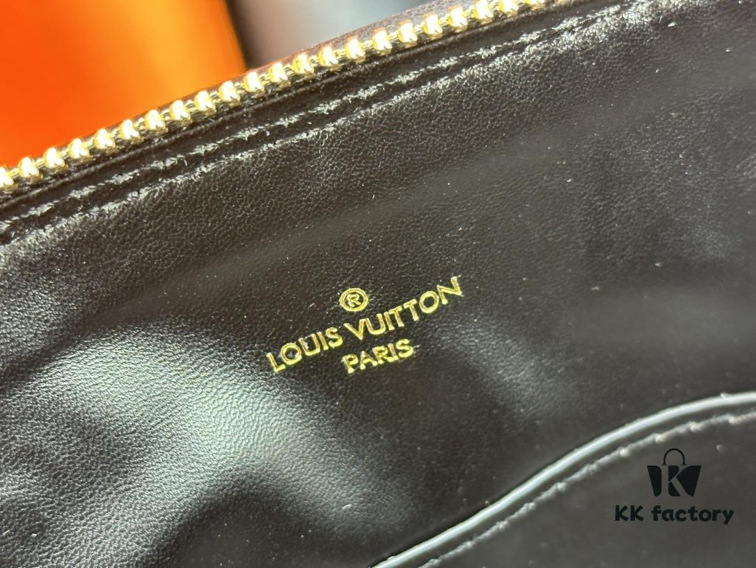 Model: M23666 Shell Bag 💋💋 This Alma BB Handbag Draws Inspiration from the Diamond-Quilted Lining of Louis Vuitton's Rigid Trunks