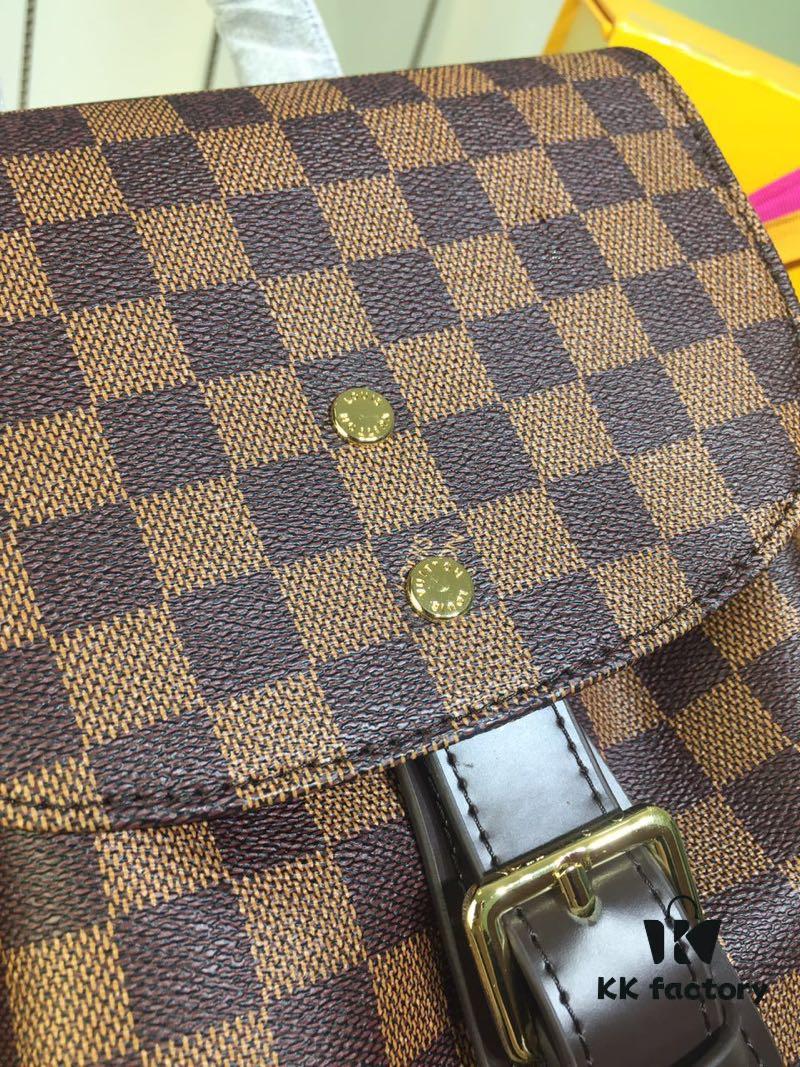 Factory Price N41578 Reading Glasses Bucket Backpack! The Sperone Backpack for Women, Crafted in Damier Azur Canvas, Combines Functionality and Fashion as the Ultimate Urban Companion