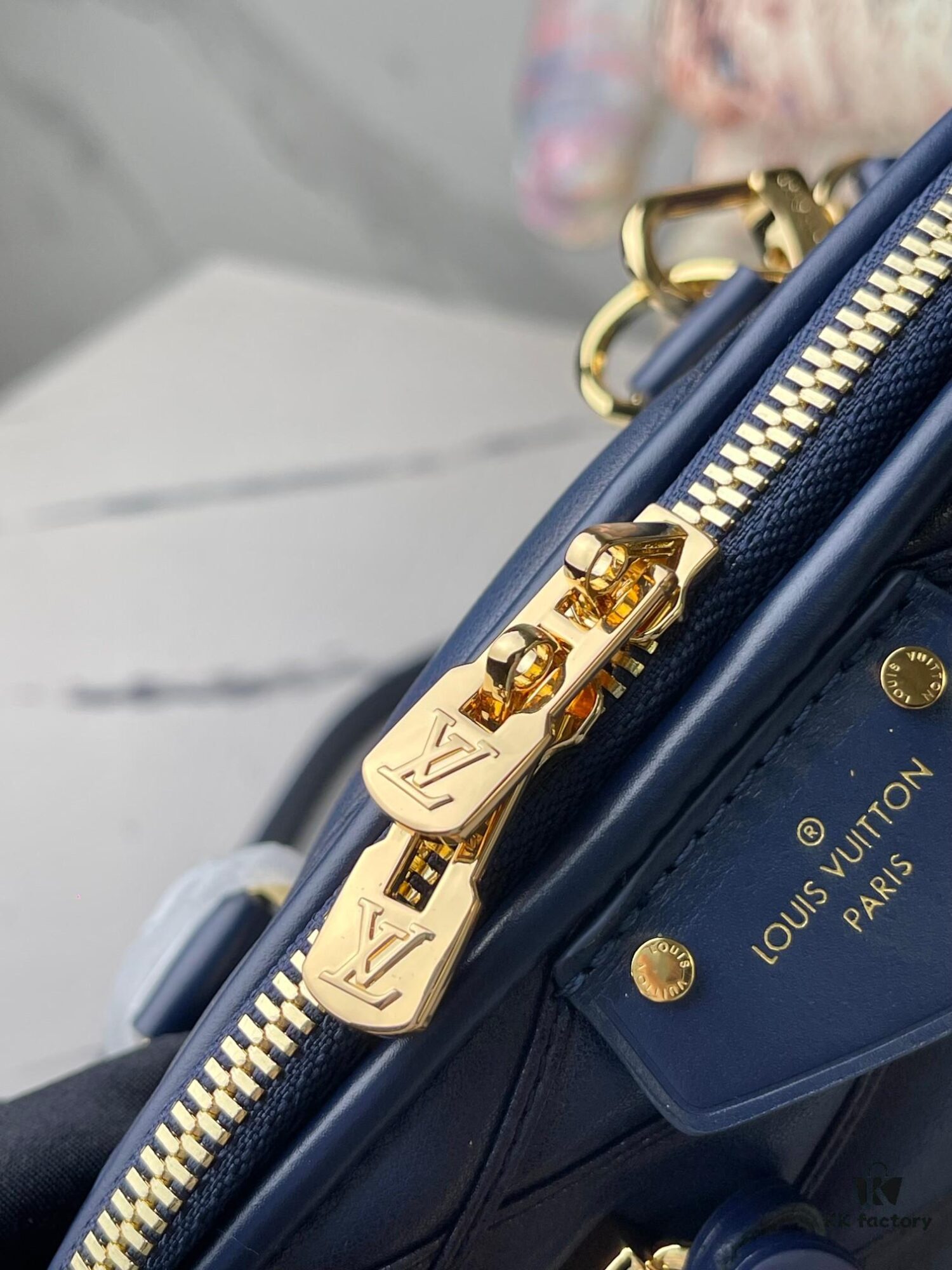 Top Quality Original Design Exclusive Real Shot M23666 Deep Blue Diamond Quilted Full Leather Clam Shell Bag Series Alma BB Handbag