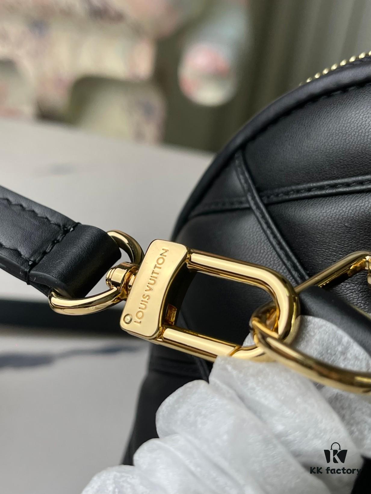 Top-tier Original Stock Exclusive Real Photos M83048 Black Diamond-quilted Full Leather Alma BB Clutch Bag