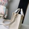 Top-tier Original Order, Exclusive Real Photos: M23637 White Full Leather Square Bag Series Lock & Go Handbag M22311