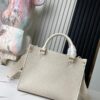 Top-tier Original Order, Exclusive Real Photos: M23637 White Full Leather Square Bag Series Lock & Go Handbag M22311
